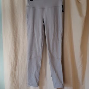 Victoria sport tights NWT.